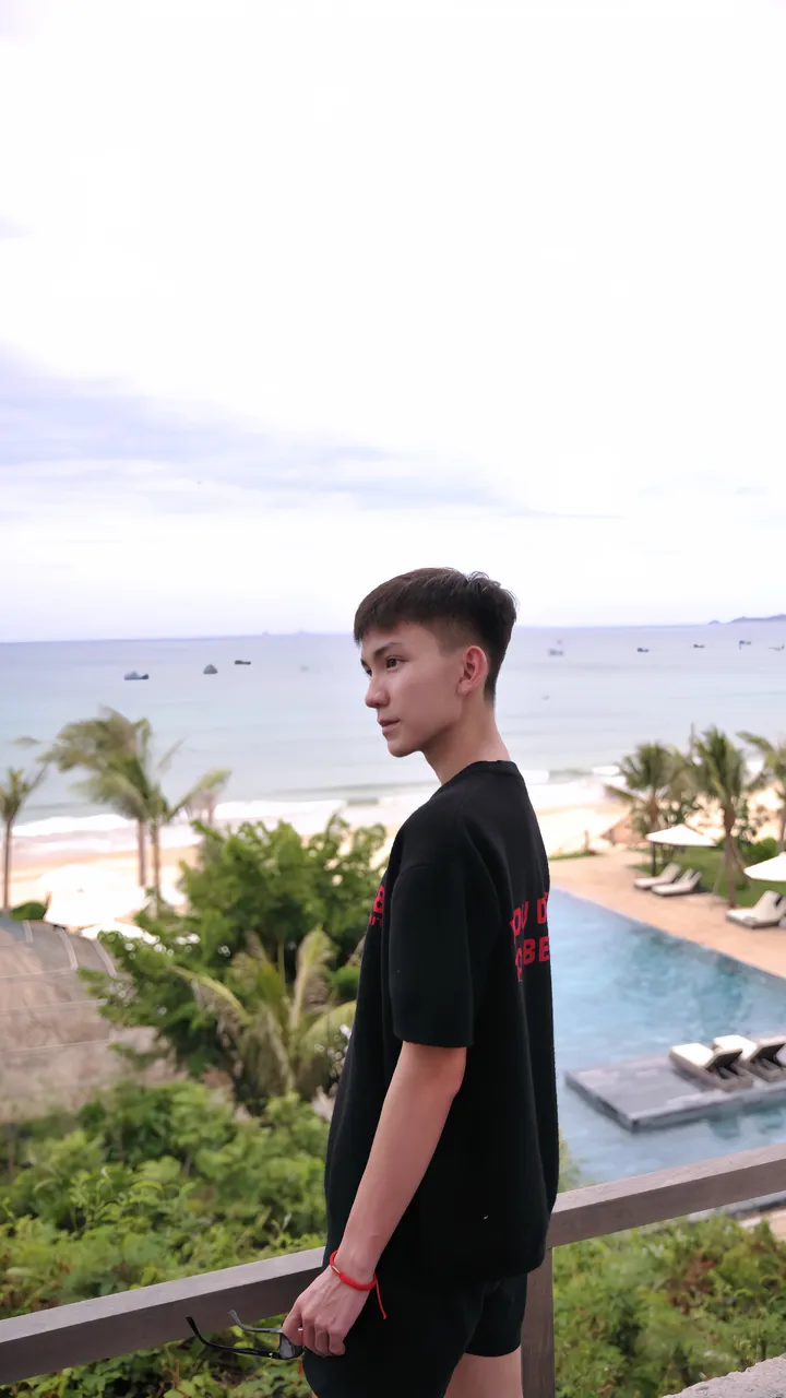 Nguyễn Anh Minh — Head Logistic